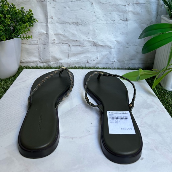 TORY BURCH BENTON SCALLOPED
SANDALS THONGS IN LECCIO GREEN BRASS women size 9.5 - Picture 13 of 17